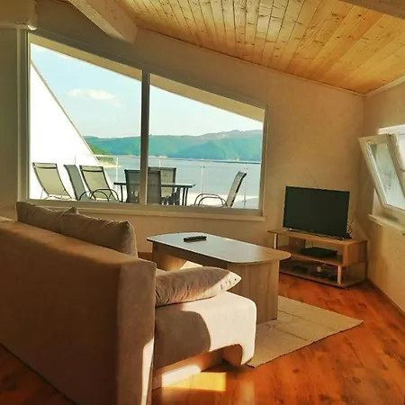 Lakeview-estate 4* Staro Myasto